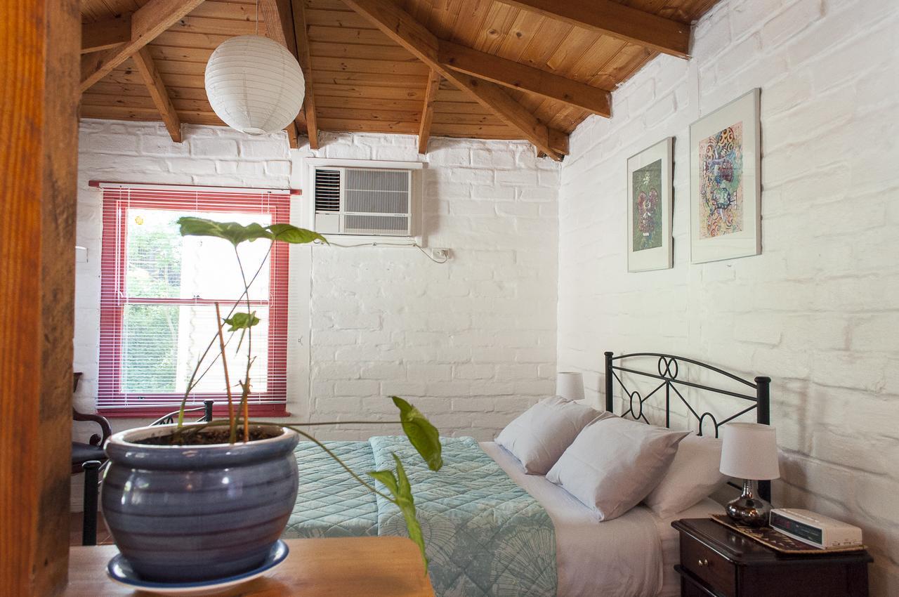Trevalia Accommodation Penwortham Ngoại thất bức ảnh