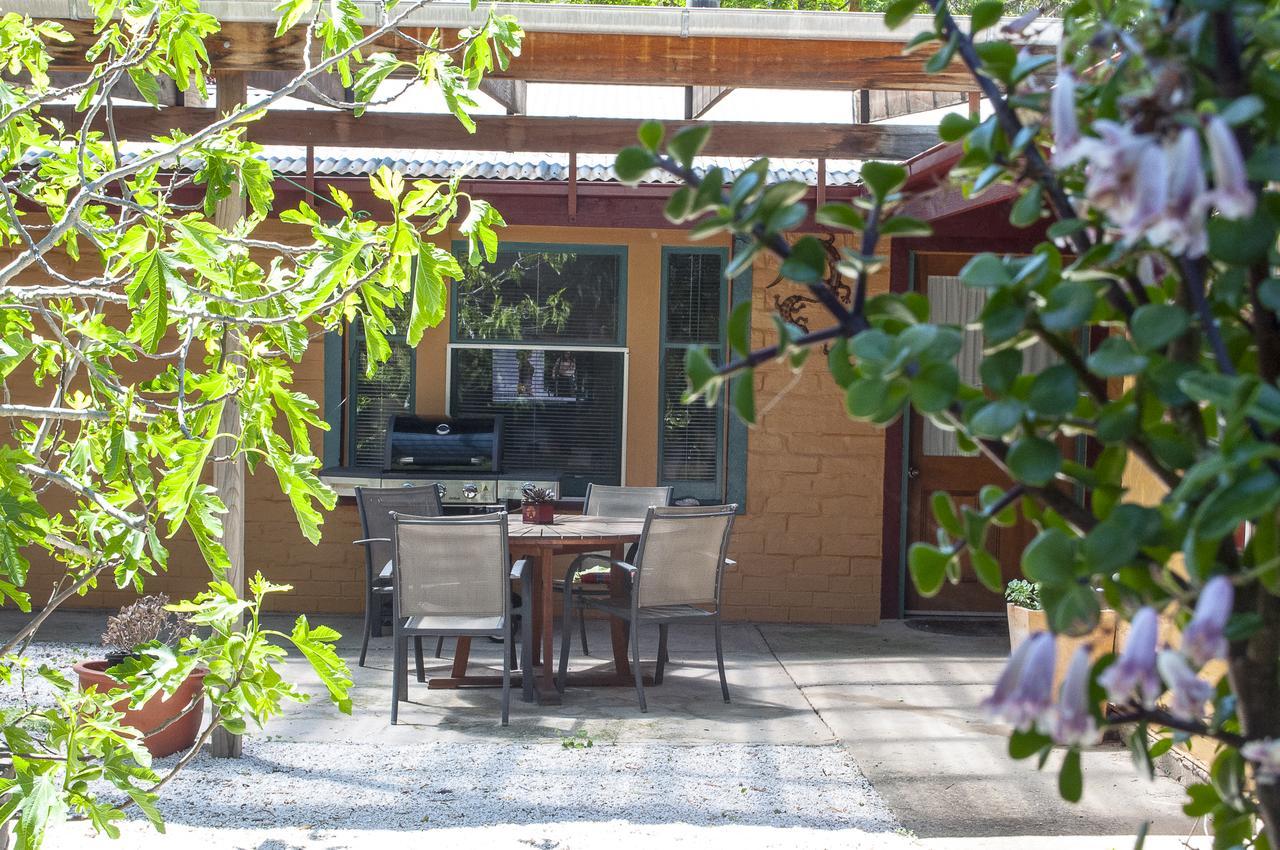 Trevalia Accommodation Penwortham Ngoại thất bức ảnh